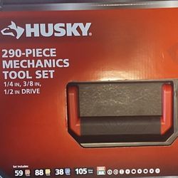 *"** 290 piece Mechanics Tool Box Set. Husky *"*"* 