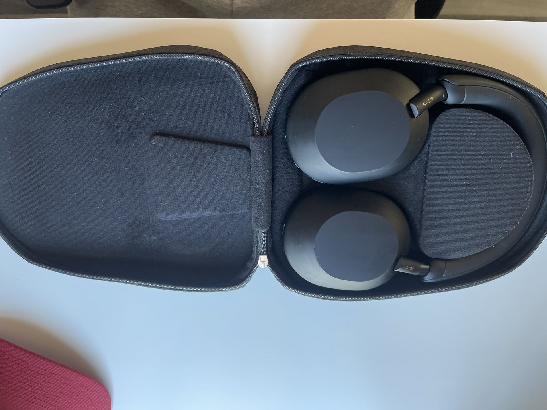 Sony WH-1000XM5 Headphones