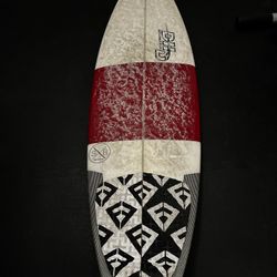 5’6 DHD Surfboard