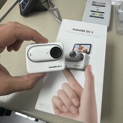Insta360 Go 3