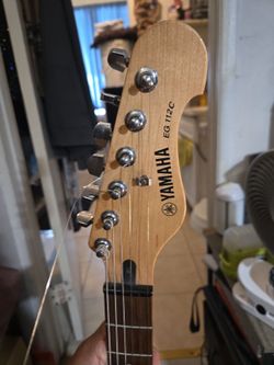 Yamaha guitar