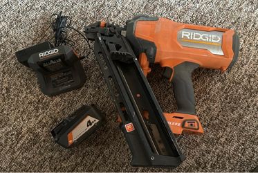 Ridgid Framing Nailer Nail Gun w/ battery and charger