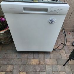 Dishwasher Like New 