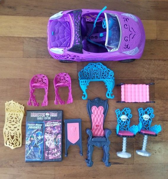 Monster High Furniture CD Car $40