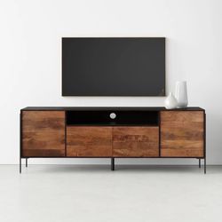 $2K+ Value! Solid Wood TV Stand Media Console & Matching End Table