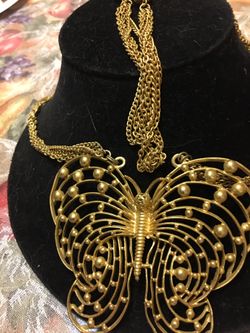 Long butterfly chain