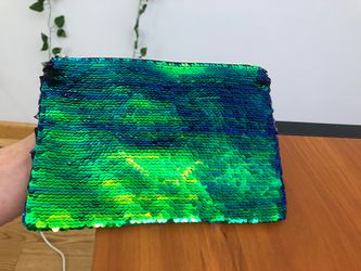 Brand New Makeup Bag!
