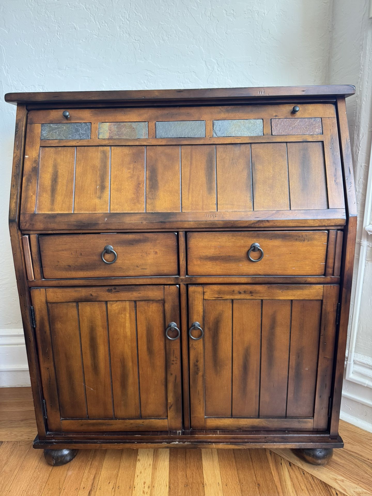 Dresser/ Desk