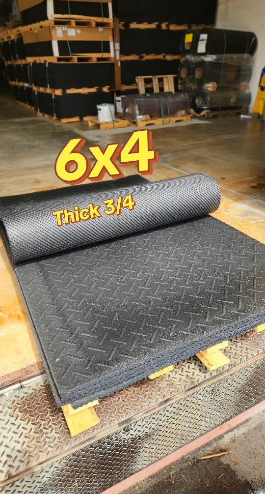 New Area Rugs & Carpets. Stall Horse Mats. Home Gym Garage. Etc. 6x4, Thick  3/4. 

Delivery fee