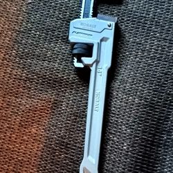 Kobalt 14-inch aluminum pipe wrench