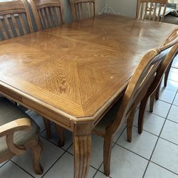 Dining Room Table With Chairs 