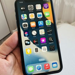 iPhone XR 64GB Unlocked | Like New | 93% Battery Health | No SIM Restrictions