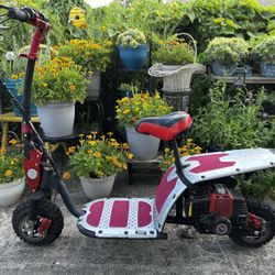 MOTOVOX MVS10 MOTORIZED STAND UP / Seated SCOOTER WITH SEAT - GAS POWERED - 80 MPG 