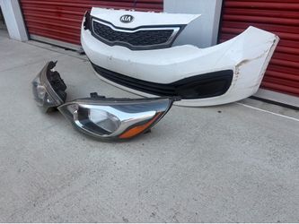 Kia rio bumper and headlights