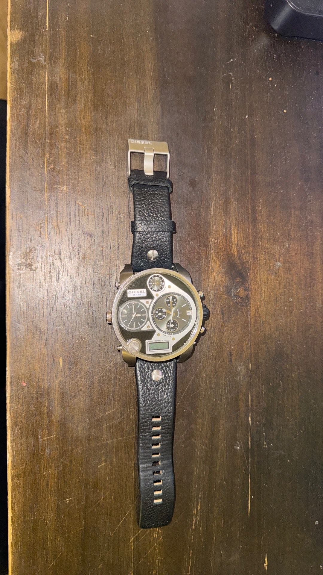 Diesel 3-bar DZ-7125 watch (open for trade of equal price)