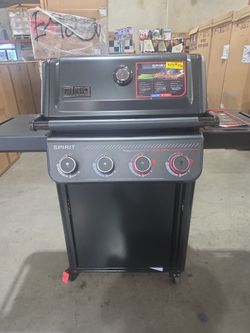 Weber Spirit E-425C Stealth Edition Gas Grill – Nuevo