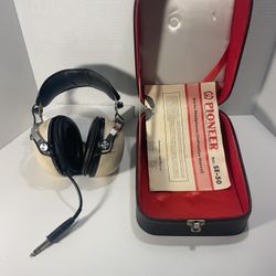 Pioneer Headphones 