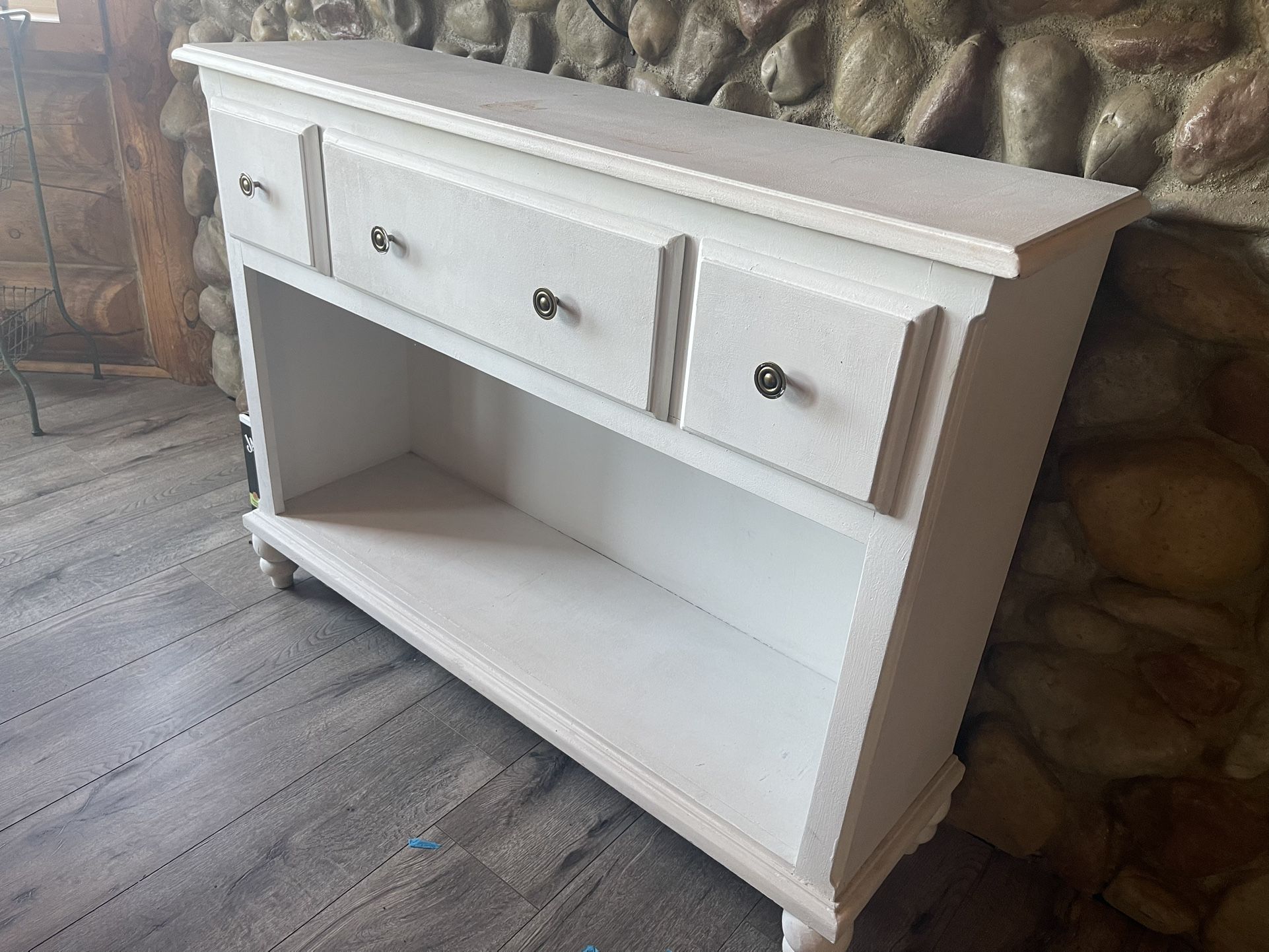 tv stand, sofa table 