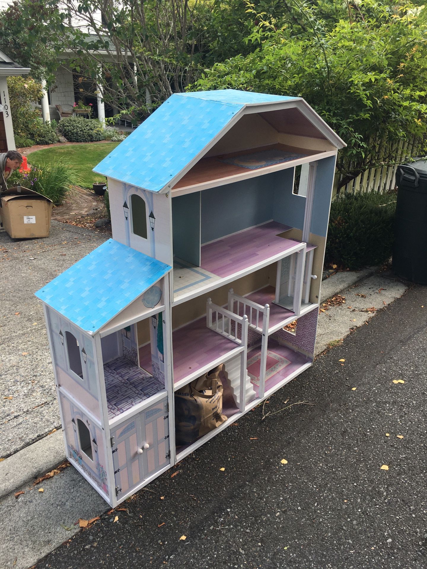 FREE Large Doll House!