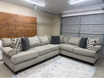 Sectional couch