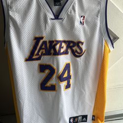 Kobe Bryant Jersey