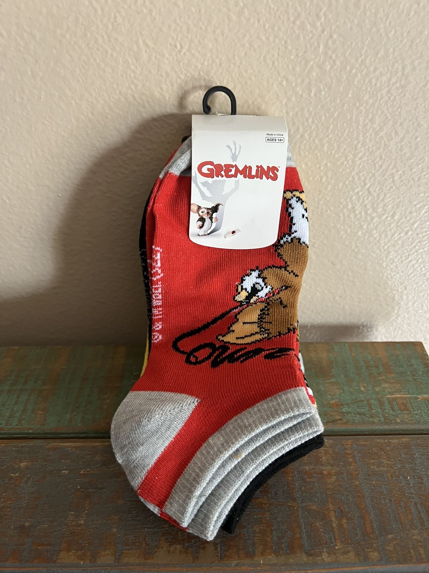 Spirit Halloween Gremlins Gizmo 5 Pack Socks! New