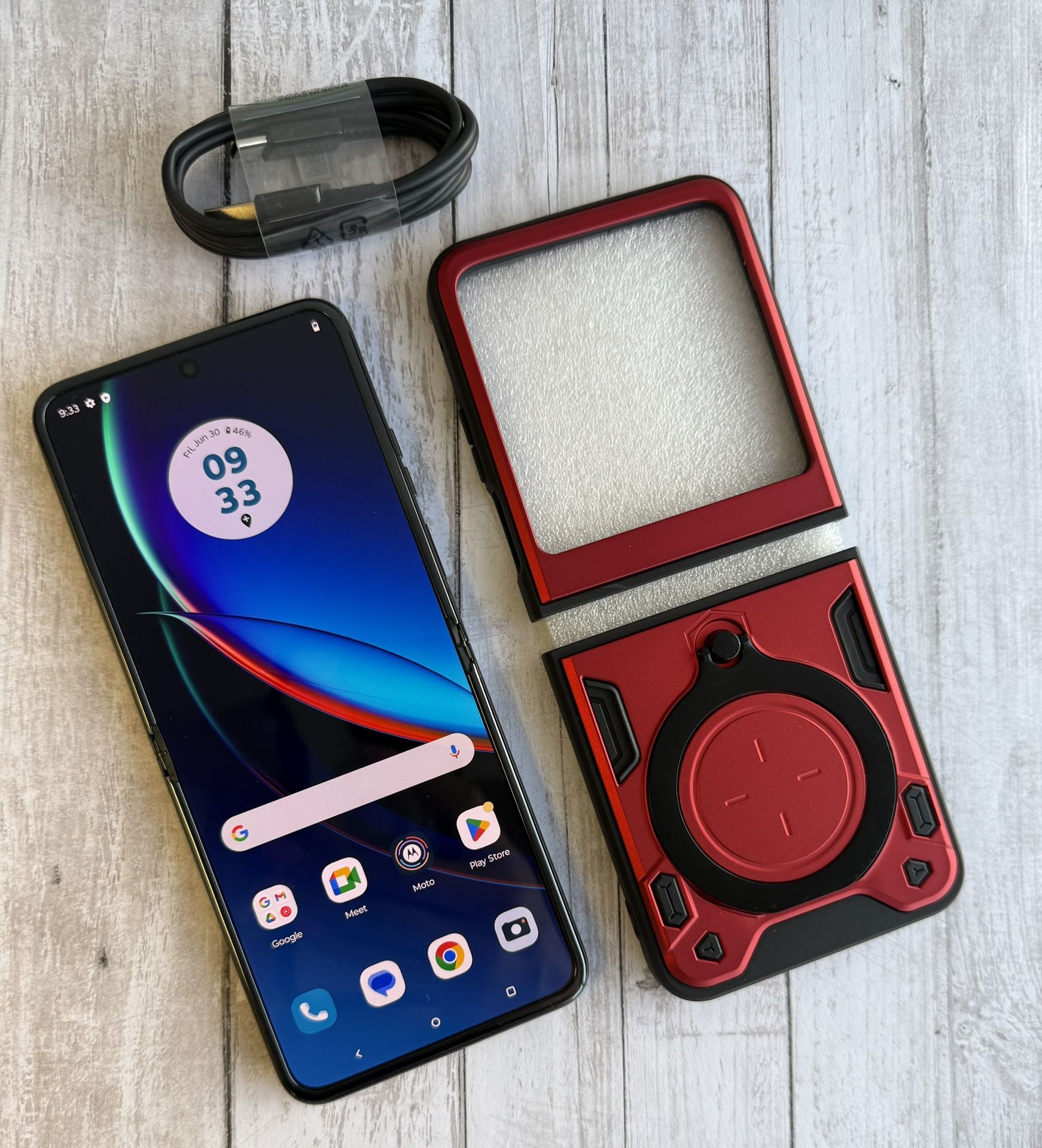Motorola Razr+ 2023 (256gb) SPECTRUM- Great Condition