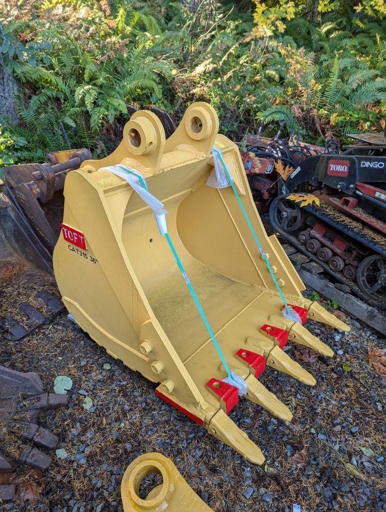 36" Cat 315 316 318 Excavator Bucket