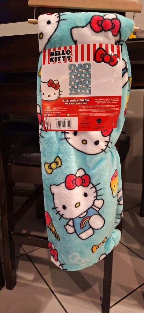 Hello Kitty Throw
