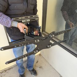 New In Box 32 To 65 Inch Dual Arm Full Motion TV Television Wall Mount Bracket Includes Mounting Hardware 