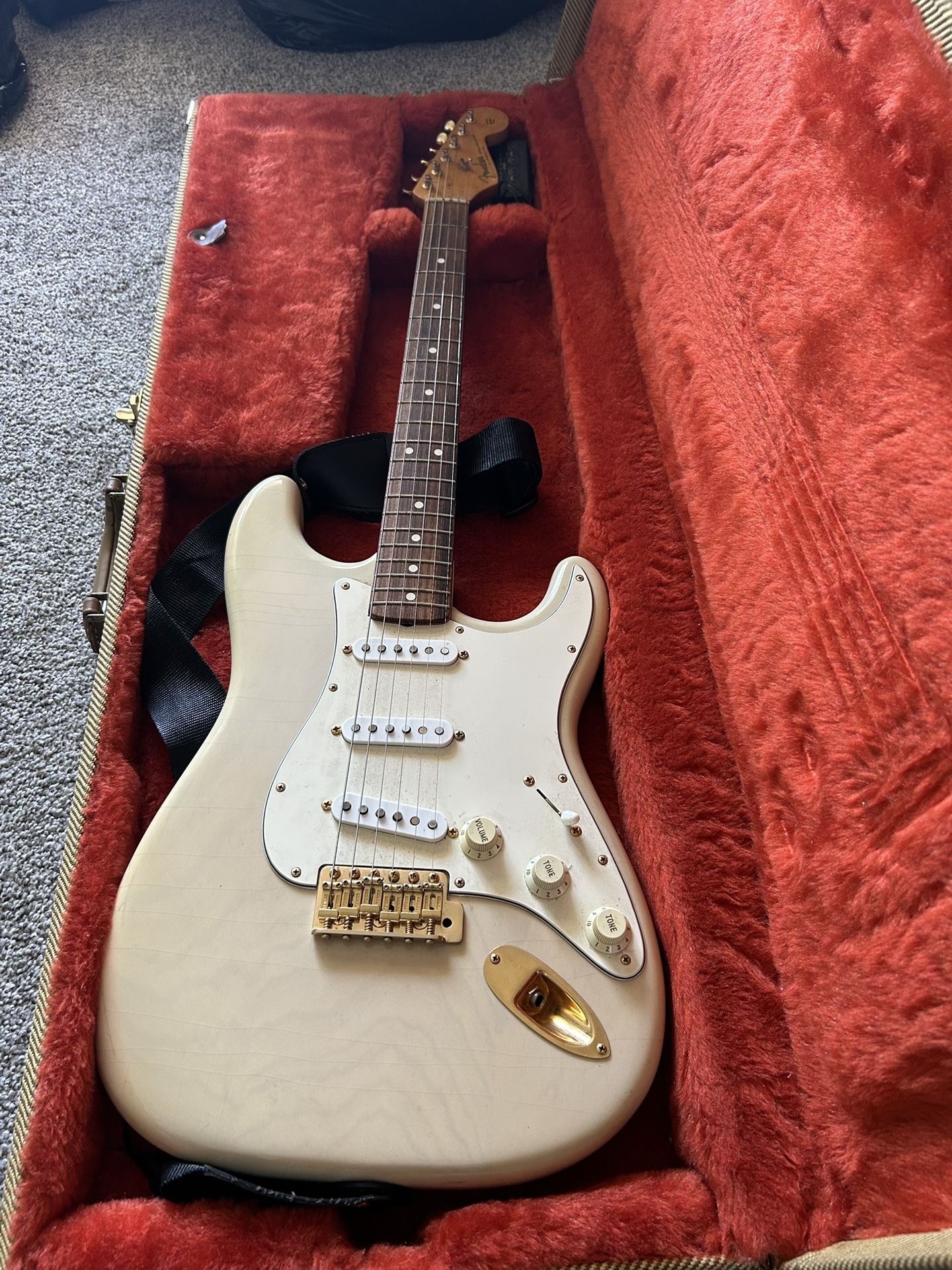 Fender Guitar ( Bass Electric)