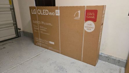 New 77 Inch Oled LG C5 Smart TV 4K UHD with 120 Hz refresh rate. Brand new 2025  Model
