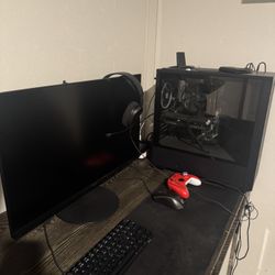 PC setup Everything In The Photo (except Applewatch)