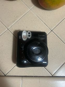 FujiFilm Instax Mini 5OS instant camera / piano black