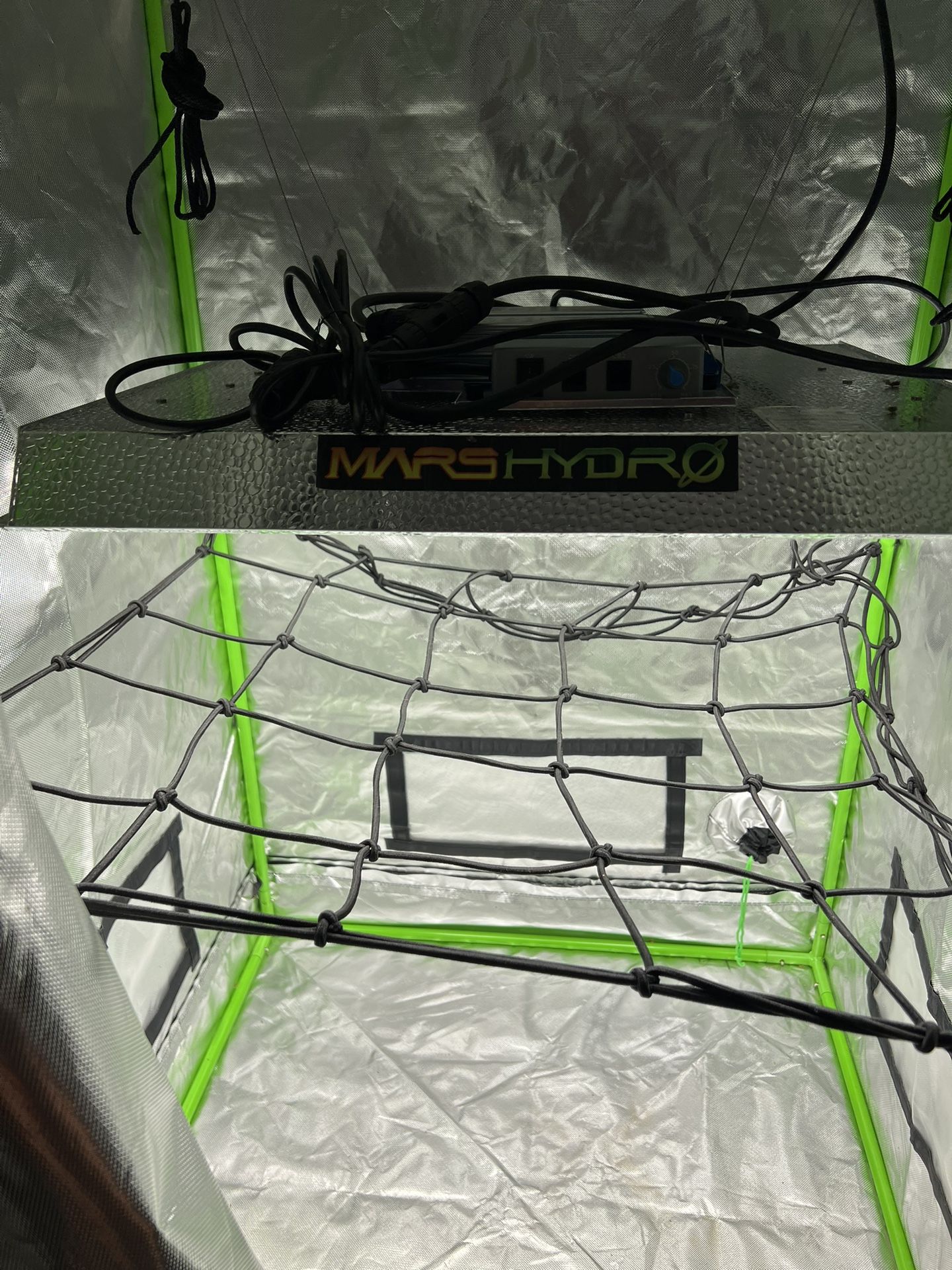 Mars Hydro 300 Watt Light With Tent, Air Filtration And A Solight Seed Started Kit Never Used