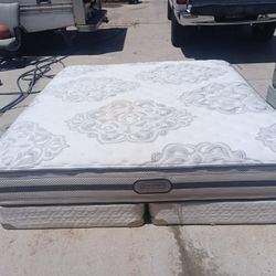 King Beautyrest Mattress And Box Spring