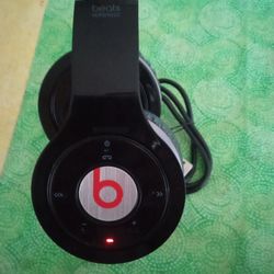 BEATS WIRELESS BLUETOOTH BY DR DRE HEADPHONES STEREOS 