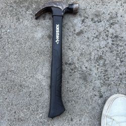 16 oz. Fiberglass Claw Hammer