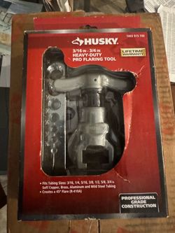 Husky Heavy-Duty Pro Flaring Tool 3/16–3/4 In