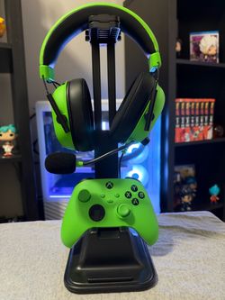 Green Xbox Controller/ Green Razer Gaming Headset