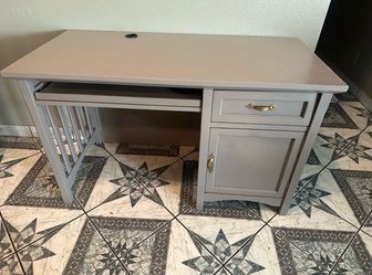 Desk or vanity