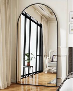 Stunning mirror - excellent condition