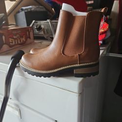 Womens 9 Leather Halfboot