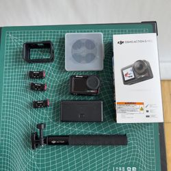 DJI Osmo Action 5 Pro Adventure Combo