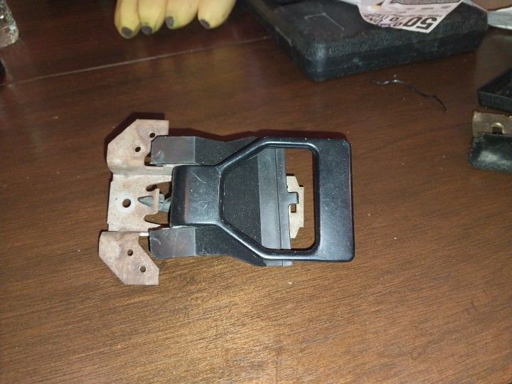 82-92 Camaro Firebird Inside Door Handle,Left Or Right with Plastic Cover