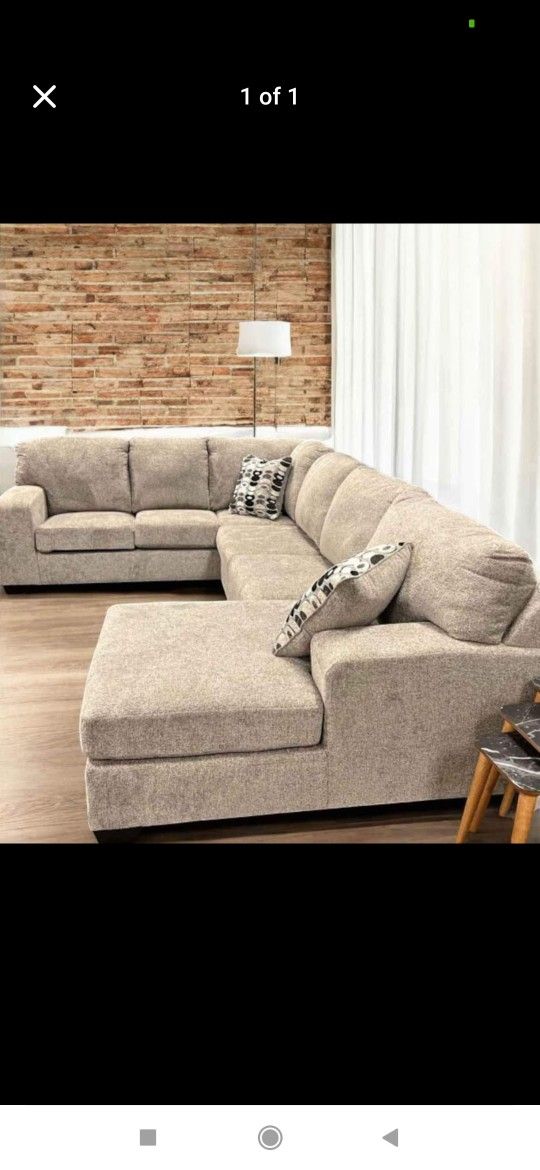 OM• $38 Initial • Brand New.3 Piece