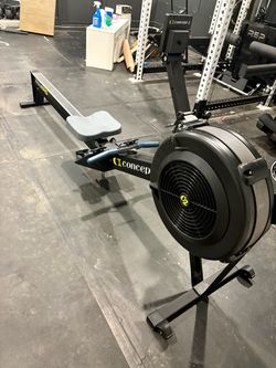 Concept2 RowErg Model D PM5 - Only 21K Meters