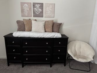 Black 9-Drawer Wooden Dresser