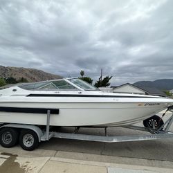 2000 Cobalt 272 Boat