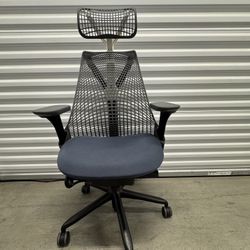 Herman Miller Sayl Office Chair With Headrest